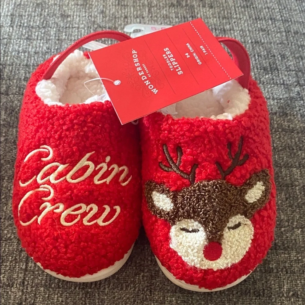 Wondershop Red Cabin Crew Slippers with Reindeer Design. Size 5-6